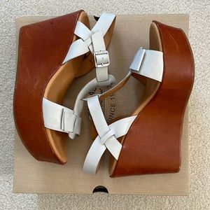 Womens Kork Ease White Leather T-Strap Ankle Strap High Wedge Sandals Size 9 M